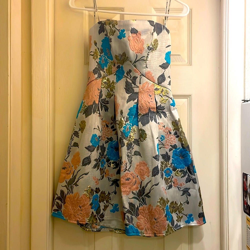 Chi Chi London Strapless Party Dress Size 8 worn Once